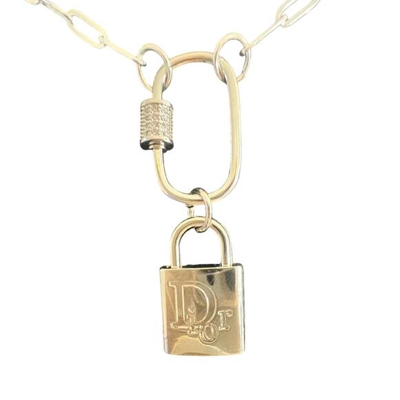 Dior Trotter Silver Lock Pendant with Paper Clip Carabiner Necklace (CDXX030) - Picture 2 of 3